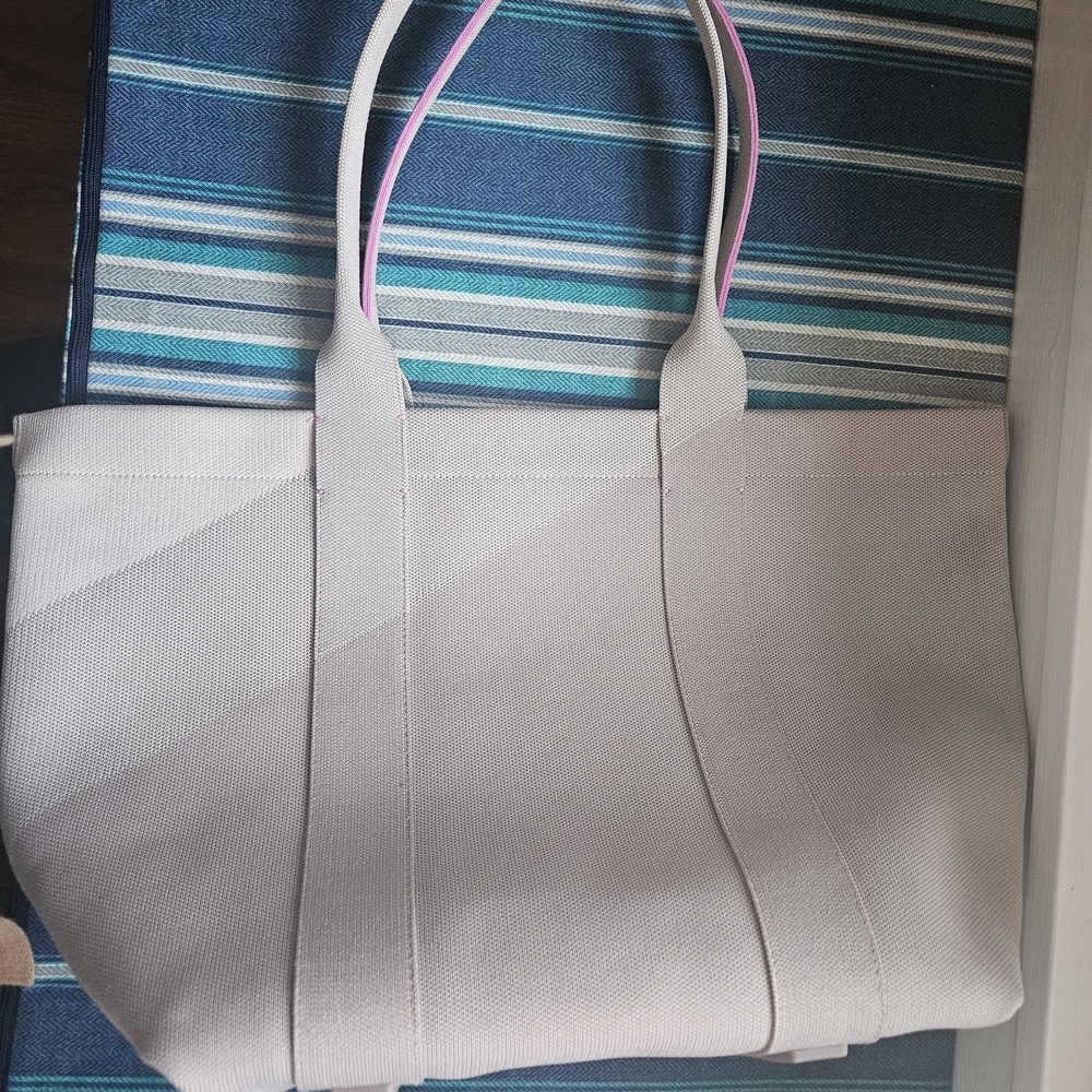 Rothys Lilac Haze Classic Tote - Picture 2 of 5